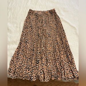 Super cute leopard print skirt rose pink with charcoal grey and white colors